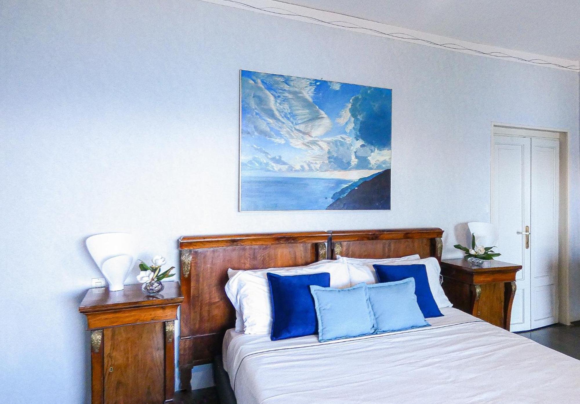 Luxury Lakeside Apartment Right On The Water Salò Eksteriør billede